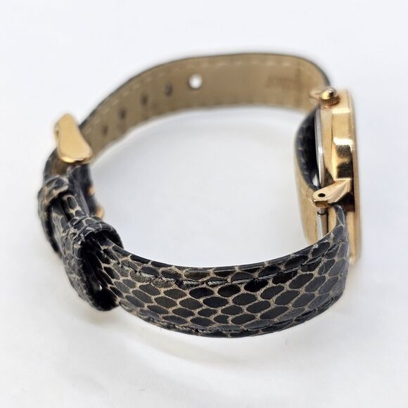 Daniel Wellington Women's Watch White Dial 28MM Leather Band 5.25-7" New Battery - Picture 8 of 13